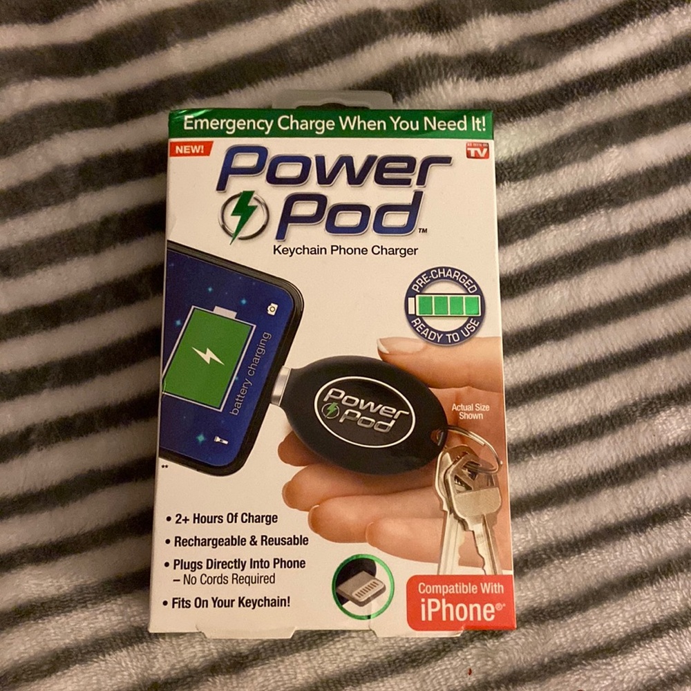 Power pod keychain phone charger